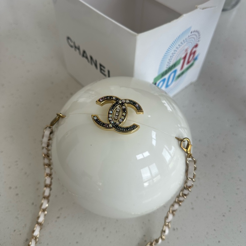 CHANEL White and Gold Acrylic Crossbody